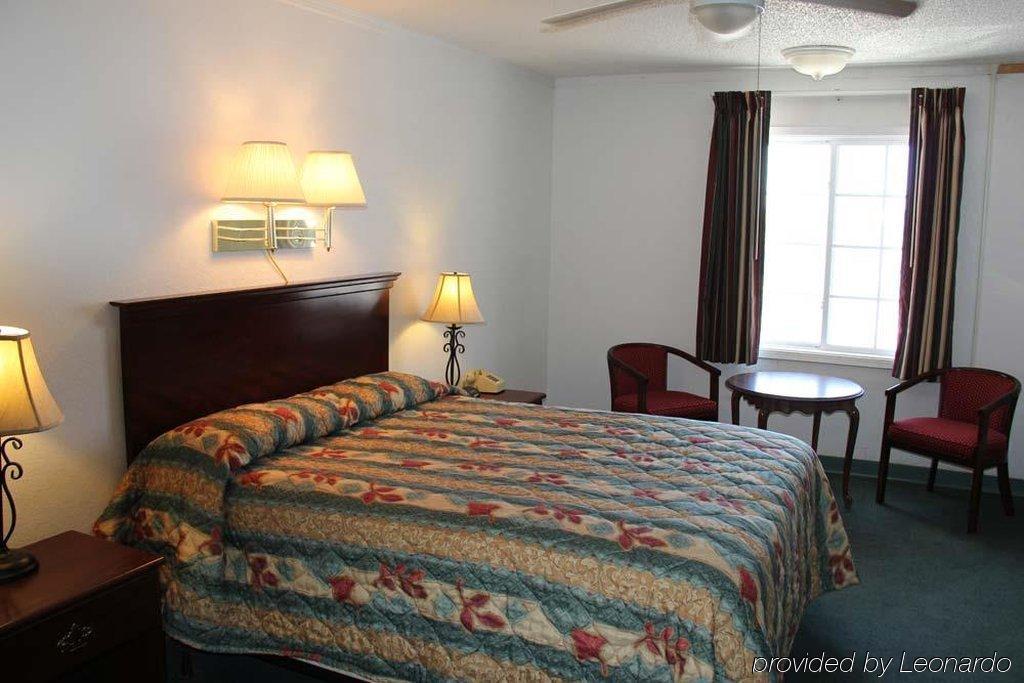 Hotel Baymont By Wyndham Deming Extérieur photo