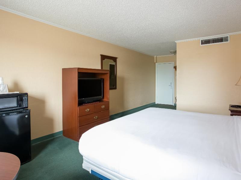Hotel Baymont By Wyndham Deming Extérieur photo